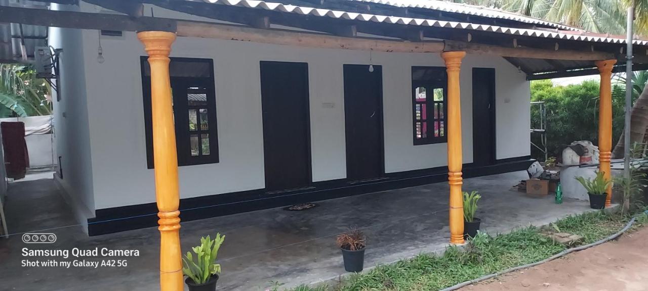 Nilaveli Beach Rooms Exterior foto