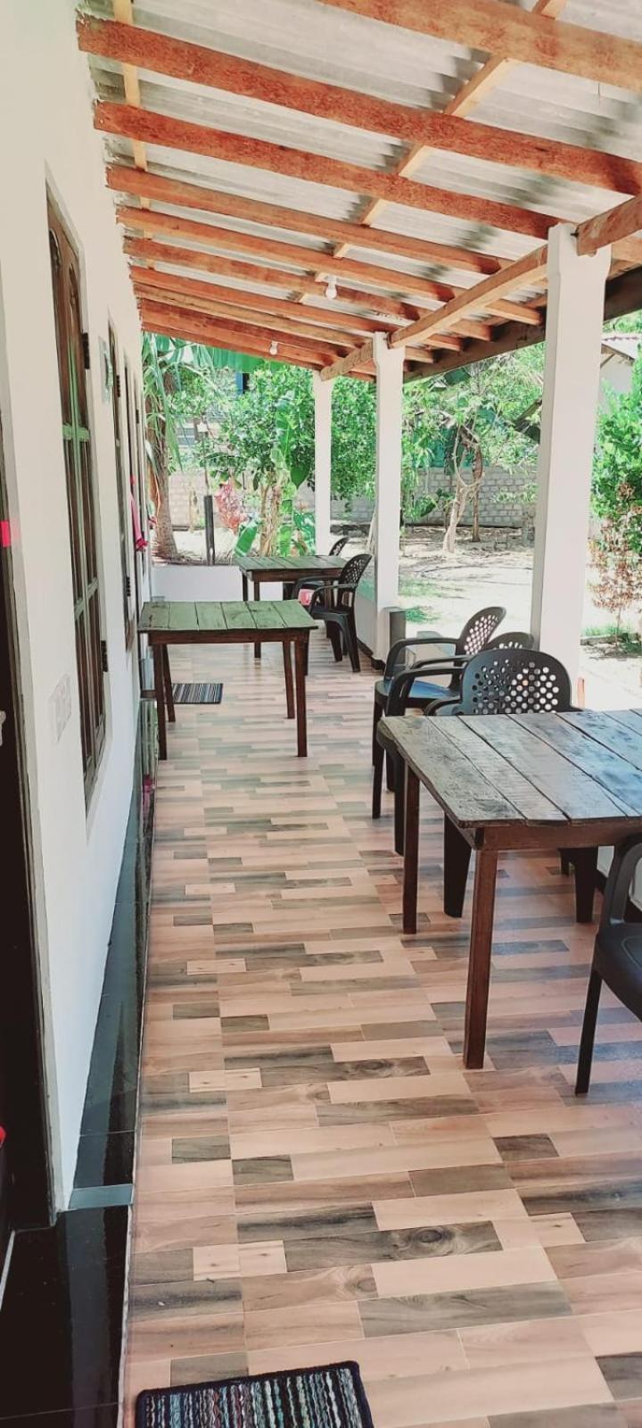 Nilaveli Beach Rooms Exterior foto